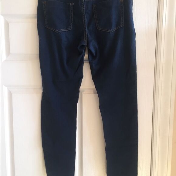 Denim Leggings  - Picture 4 of 6